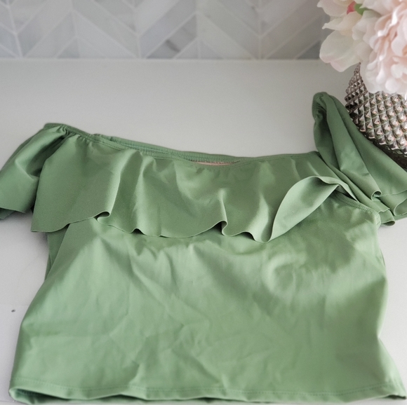 Seagrass Ruffled Around Swim Top - Picture 2 of 3